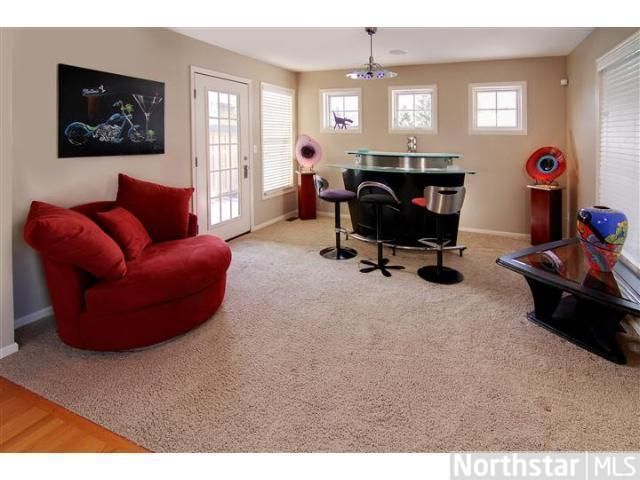 3552 Couchtown Pa, Rosemount, MN 55068