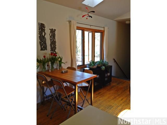 2405 24th Ave S, Minneapolis, MN 55406