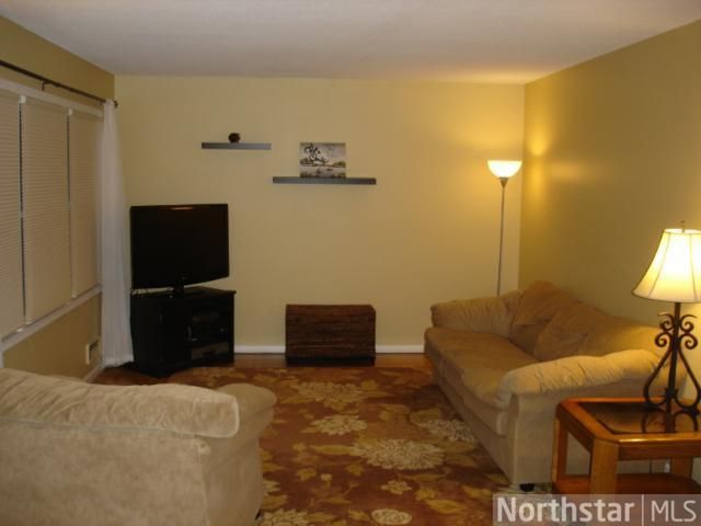 10617 Queen Ave S, Bloomington, MN 55431