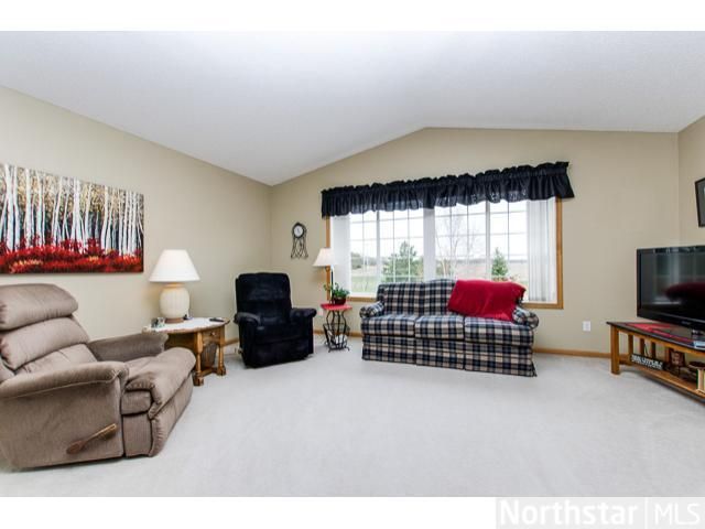 8871 285th Ave NE, North Branch, MN 55056