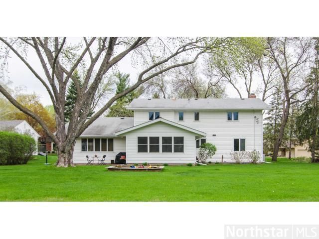 5613 Brook Dr, Edina, MN 55439