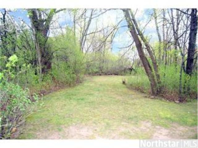 2287 Arlington Ave E, Maplewood, MN 55119