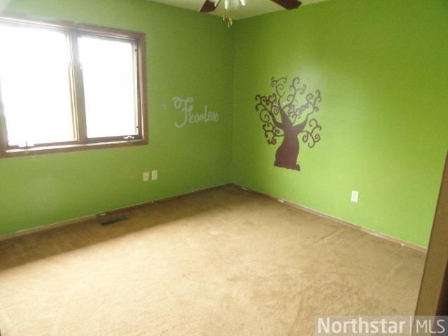 3604 Gershwin Pl N, Oakdale, MN 55128