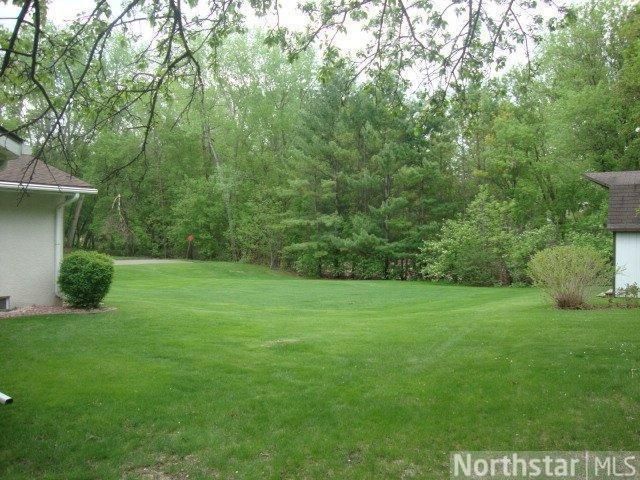 1673 Mayfield Heights Rd, West Saint Paul, MN 55118