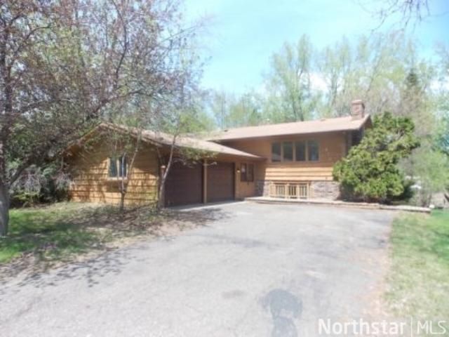 6724 80th Ave N, Brooklyn Park, MN 55445