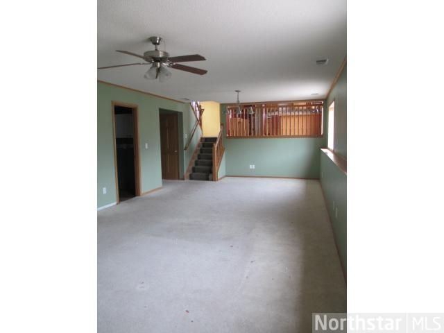 814 Lodge Dr, Jordan, MN 55352