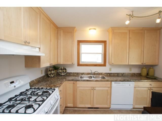 1733 York Ave, Saint Paul, MN 55106
