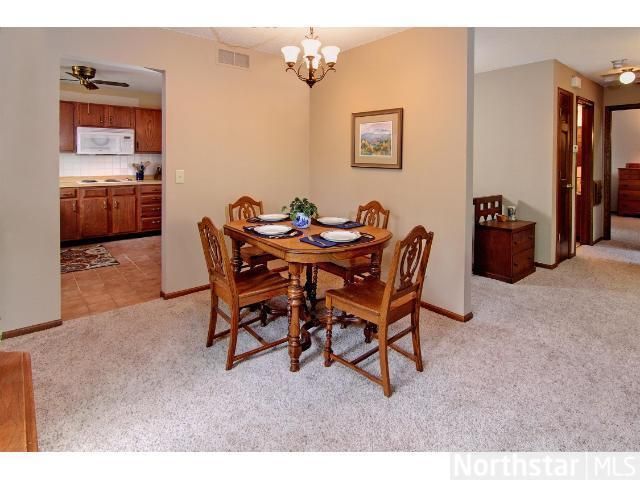 6257 Whispering Oaks Dr, Eden Prairie, MN 55346