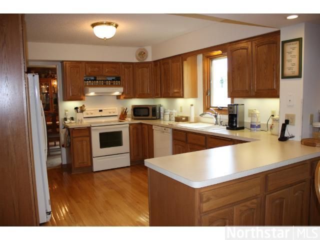 9461 Dartford Rd, Woodbury, MN 55125