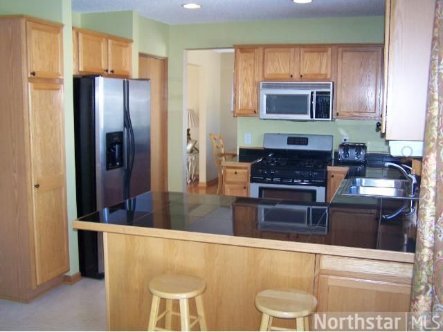 216 Cherrywood Ave NW, Saint Michael, MN 55376