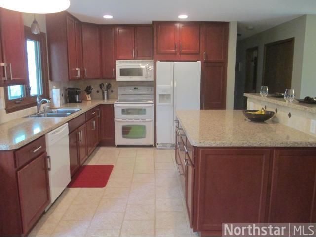 6718 Valley Pl, Crystal, MN 55427