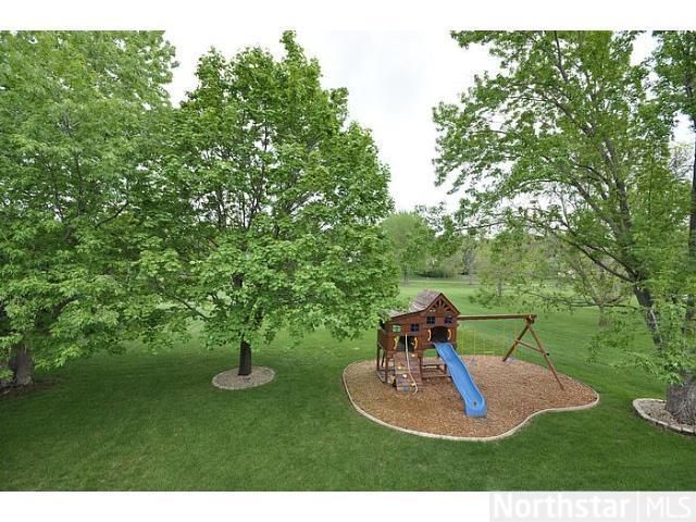 14706 Dunbar Ct, Apple Valley, MN 55124