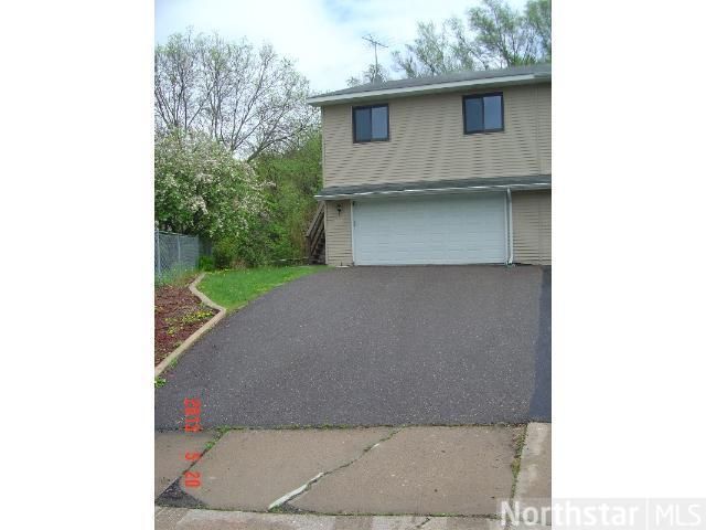 330 Morningside Cir, Saint Paul, MN 55119