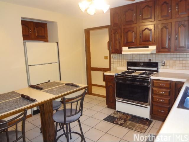 715 Holley Ave, Saint Paul Park, MN 55071