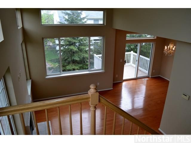 11682 Langford Cir, Burnsville, MN 55337