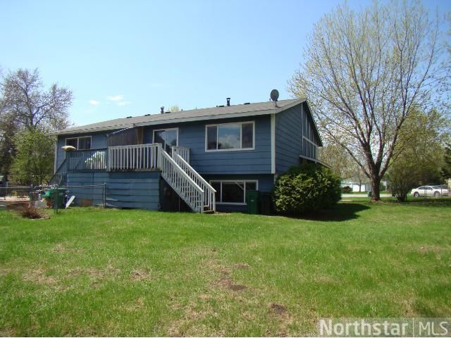 7976 Beard Ct N, Brooklyn Park, MN 55443