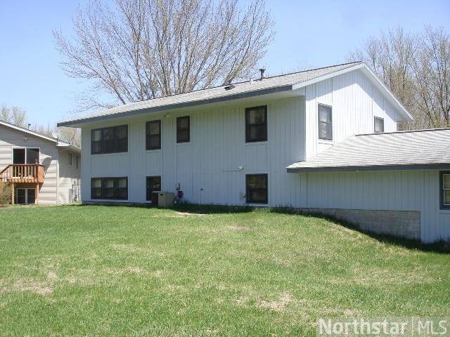 5345 Reed Pl, White Bear Lake, MN 55110