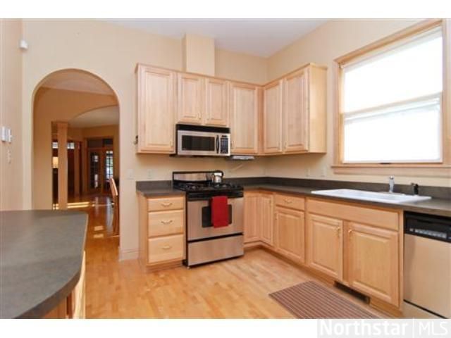 420 University Ave NE, Minneapolis, MN 55413