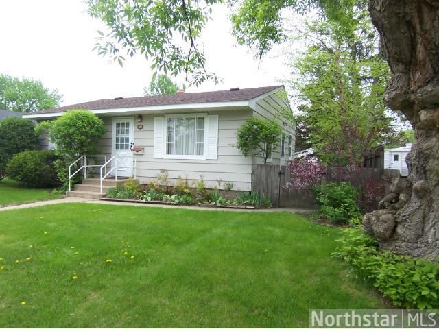 1208 Broadway Ave S, Sauk Rapids, MN 56379