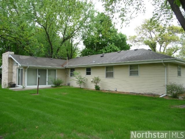 7800 Groveland Rd, Mounds View, MN 55112