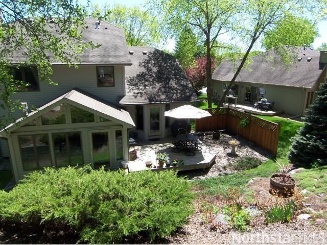 4948 W 93rd St, Bloomington, MN 55437