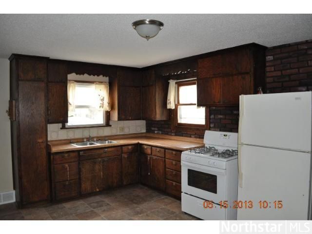 301 Wyoming St E, West Saint Paul, MN 55107