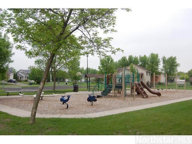 14294 Yellow Pine St NW, Andover, MN 55304
