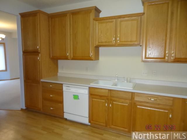 1209 Sunset Ct, Northfield, MN 55057