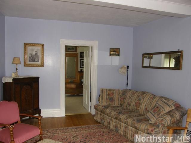 1932 W 5th St, Red Wing, MN 55066