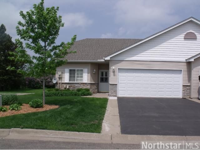 1111 Iris Dr, White Bear Twp, MN 55127