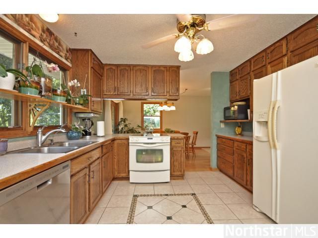 16051 Saint Francis Ln, Prior Lake, MN 55372