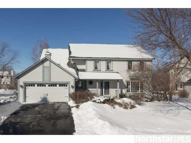 9044 Mcguffey Rd, Eden Prairie, MN 55347