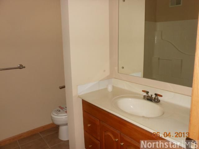 1716 Flamingo Dr, Eagan, MN 55122