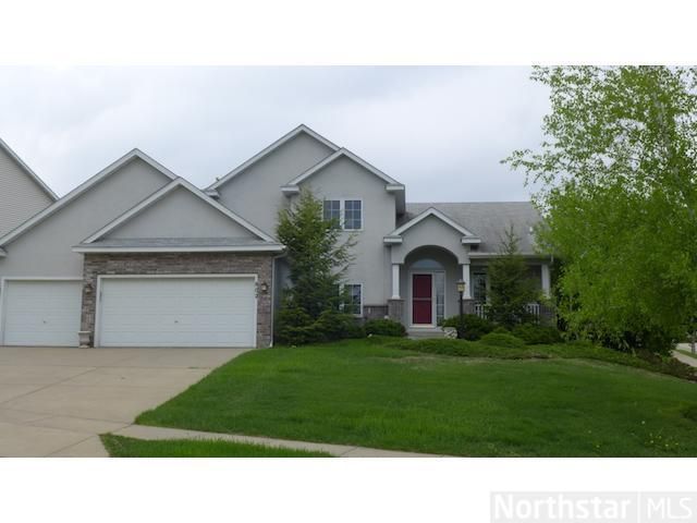 802 Snowbird Dr, Red Wing, MN 55066