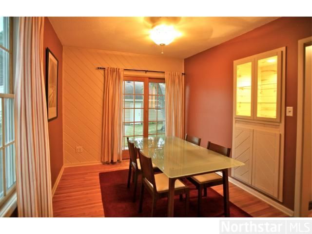 1130 Idaho Ave W, Saint Paul, MN 55108
