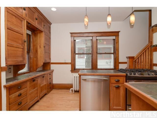 60 Arthur Ave SE, Minneapolis, MN 55414