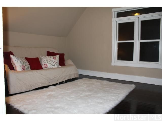 668 Cherokee Ave, West Saint Paul, MN 55107