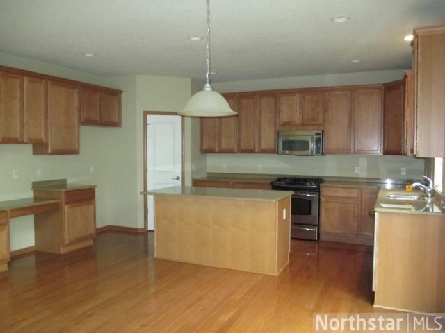 6720 Timber Ridge Ct S, Cottage Grove, MN 55016