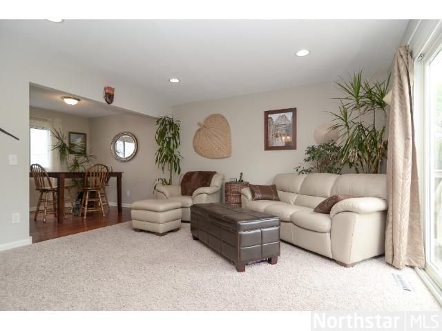 3457 Pilgrim Ln N, Plymouth, MN 55441