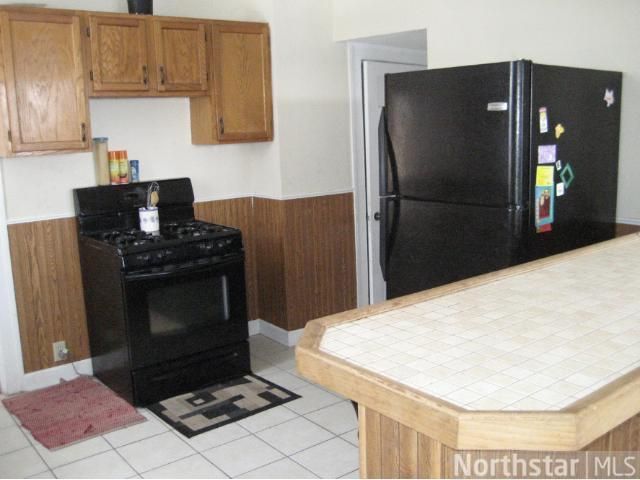 1354 Birmingham St, Saint Paul, MN 55106