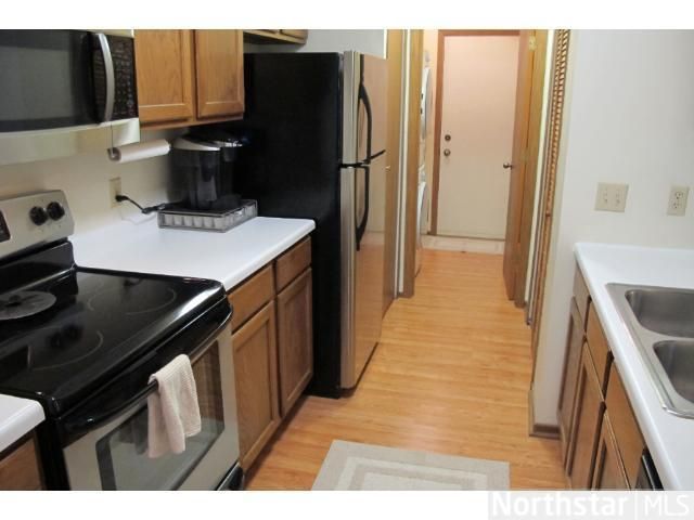7193 Allen Ct, Eden Prairie, MN 55346