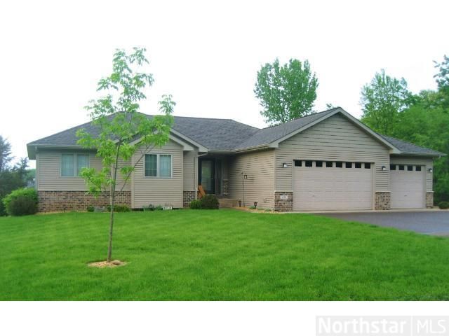 456 Roosevelt Dr, Dresser, WI 54009