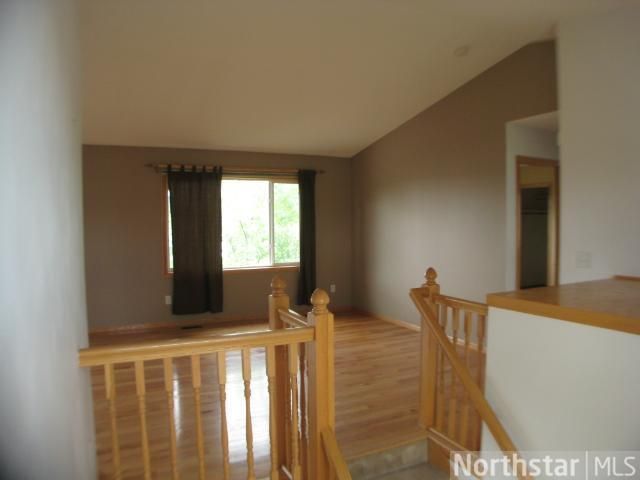 1866 Garfield St S, Cambridge, MN 55008