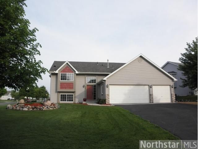784 Alysheba Rd, Shakopee, MN 55379
