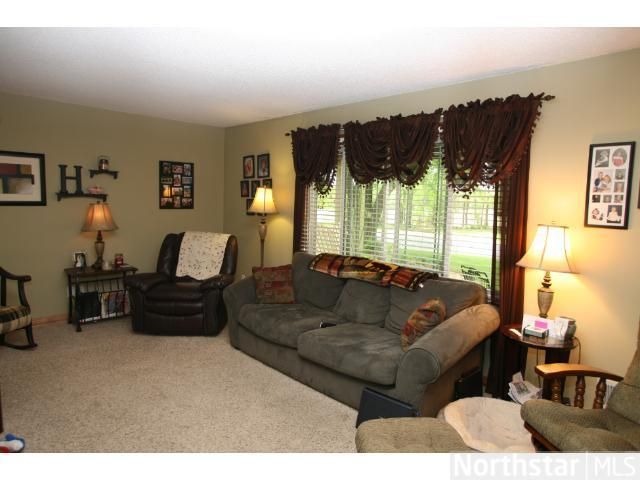 904 81st St, Lino Lakes, MN 55014