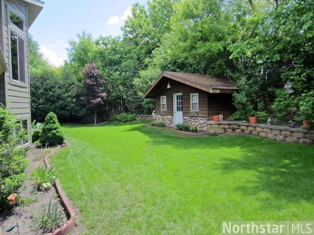 1813 E 115th St, Burnsville, MN 55337
