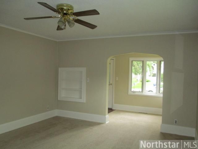 929 9th Ave S, South Saint Paul, MN 55075