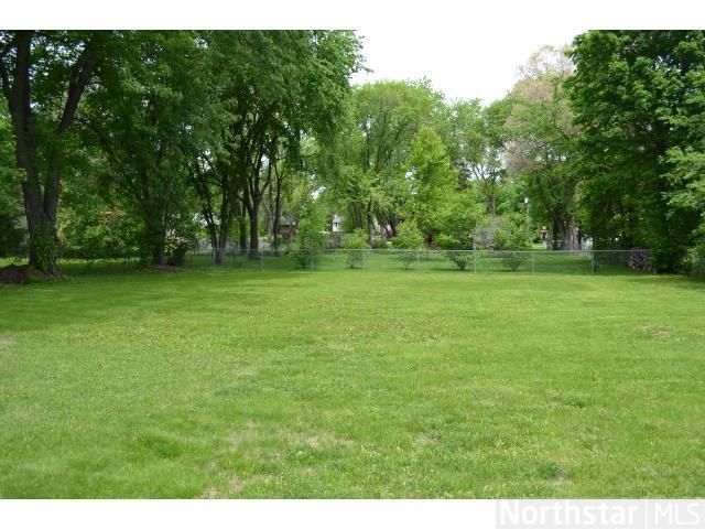 17220 11th Ave N, Plymouth, MN 55447