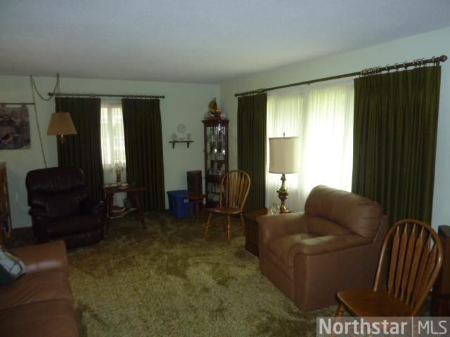 3707 Sunset Rd N, Minneapolis, MN 55443