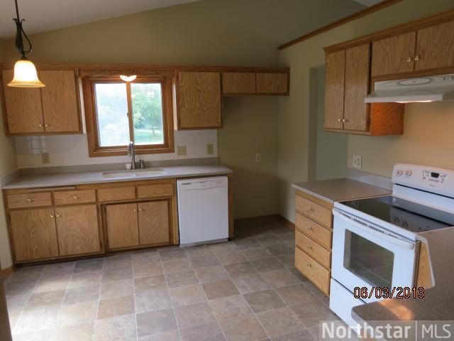3283 132nd Cir NW, Coon Rapids, MN 55448